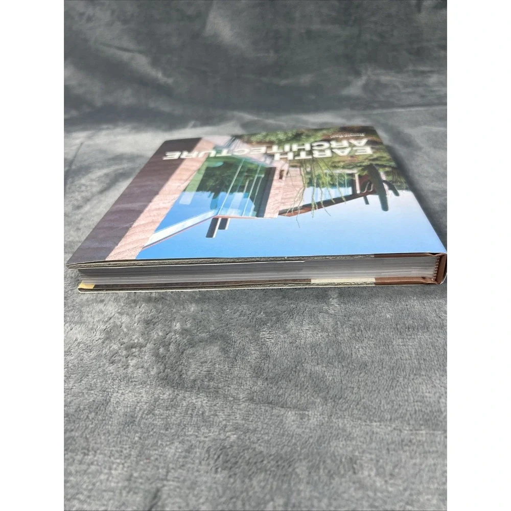 Earth Architecture Book Ronald Rael 1st Edition Illustration Princeton Press‎ HC